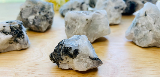 Moonstone Rainbow Raw